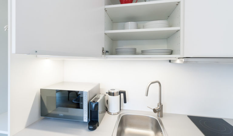 Apartment-Ferienwohnung-buchen-Apartement-möbilierte Küche (20)